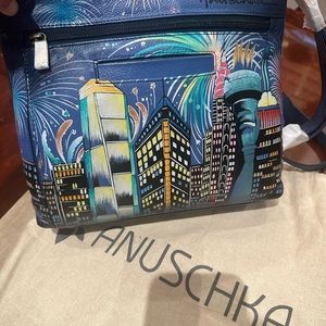NWT Anuschka hand painted leather bag and dustbag